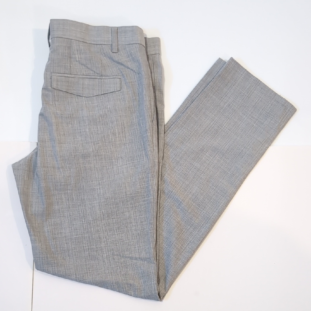 RW&CO Grey Slim Fit Dress Pants Size 32